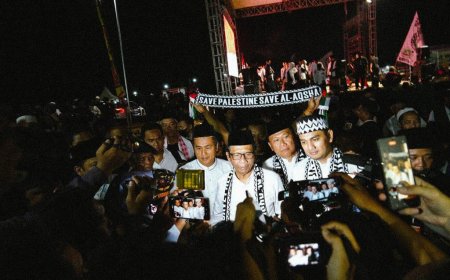 Mahfud MD dan Ribuan Santri di DIY Berdoa untuk Palestina