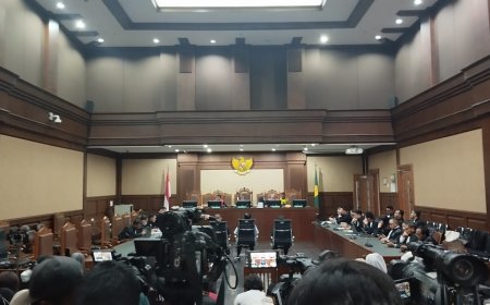 Tokk!! Eks Menkominfo Johnny Plate Divonis 15 Tahun Penjara