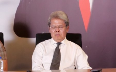 Pencopotan Baliho Ganjar, Todung: Kami Kesal dan Marah Banyak Kejadian Ciderai Demokrasi