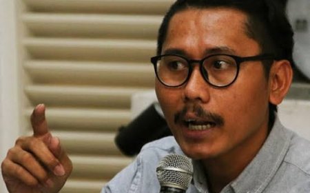 Bawaslu Didesak Usut Dugaan Oknum Aparat Terlibat Memasang Baliho Capres-Cawapres