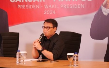 Ahmad Basarah: Ibu Mega Ajak Rakyat Kawal Demokrasi dan Konstitusi