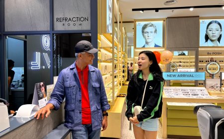 Cewek Korea Nekat Kejar Ganjar demi Titip Salam untuk Alam