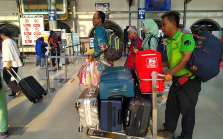 Libur Nataru, PT KAI Mencatat Sudah 1,2 Juta Tiket Kereta Api Terjual