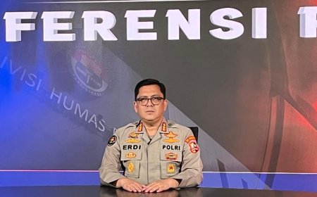 Tuduhan Soal Tiga Microfone Cawapres Gibran,  Bareskrim Polri Analisa Laporan Terhadap Roy Suryo