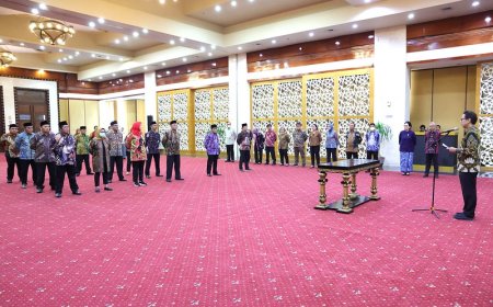 Menkes Lantik 13 Pejabat Tinggi Pratama dan 2 Direksi Rumah Sakit