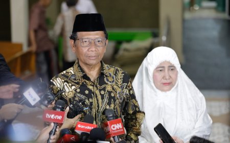 Mahfud Respons Positif Rencana Presiden Angkat Hadi Tjahjanto Sebagai Menko Polhukam