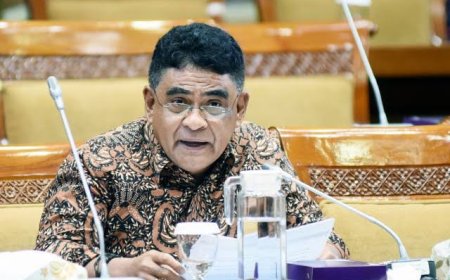 Andreas Pastikan PDI Perjuangan Tengah Siapkan Dokumen Untuk Gulirkan Hak Angket