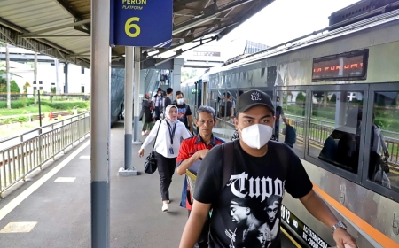 PT KAI: 1,4 Juta Tiket KA Angkutan Lebaran Telah Terjual