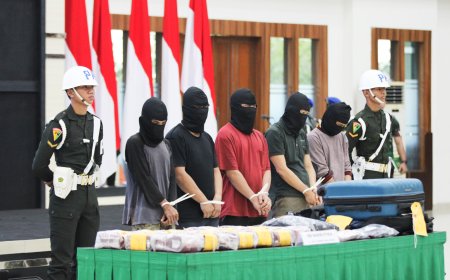 Pangdam Tanjungpura Serahkan 21 Kilogram Sabu Selundupan Kepada Kepala BNN