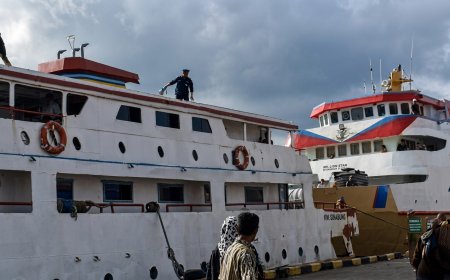 Petaka di Hari Merdeka: Amukan Angin Jailolo Koyak KM Queen Mary