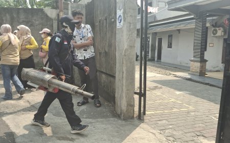 Fogging Gencar di Tengah Kemarau Jakarta, Warga Tetap Waspada DBD