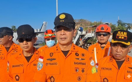 Mayjen Edy Prakoso Pimpin Langsung Evakuasi Udara Relawan Jakarta yang Gugur di Flores