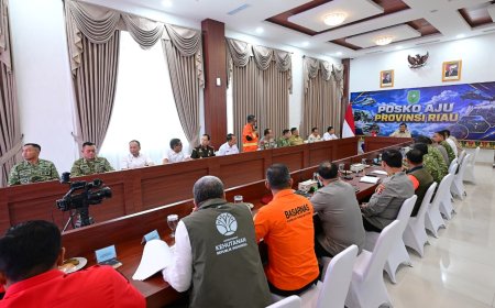 Presiden Prabowo Ultimatum Copot Izin Korporasi Pembakar Lahan di Riau
