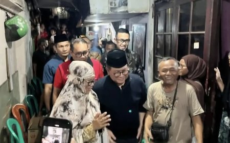 Gubernur Pramono Anung Sambangi Rumah Korban Pejompongan, Warga Desak Usut Tuntas