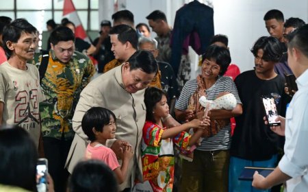 Prabowo Kunjungi Hunian Relokasi Senen, Disambut Doa dan Rasa Syukur Warga
