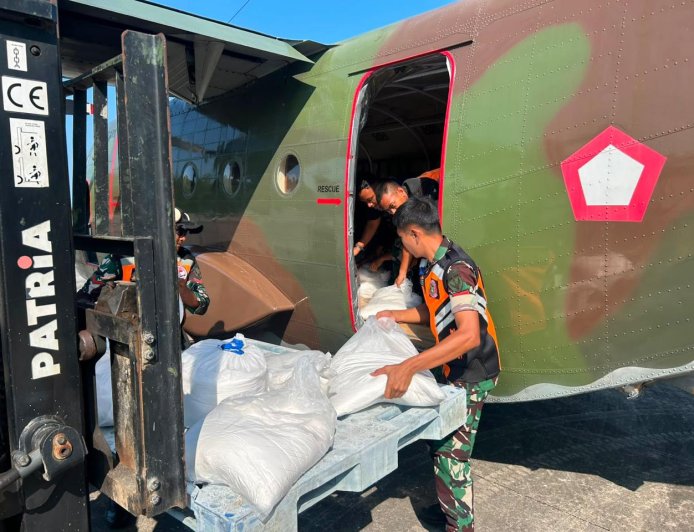 Tekan Karhutla di IKN dan Kaltim, TNI AU Lakukan Operasi Modifikasi Cuaca