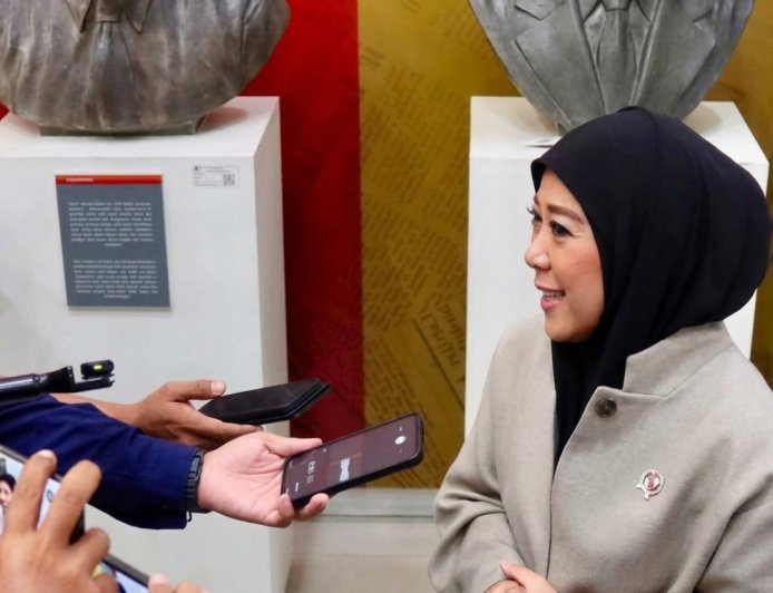 Kasus Yogi ‘Starlink’, Menkomdigi Tekankan Pembinaan dengan Tetap Hormati Proses Hukum