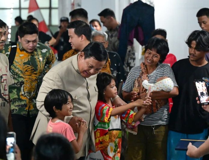 Prabowo Kunjungi Hunian Relokasi Senen, Disambut Doa dan Rasa Syukur Warga