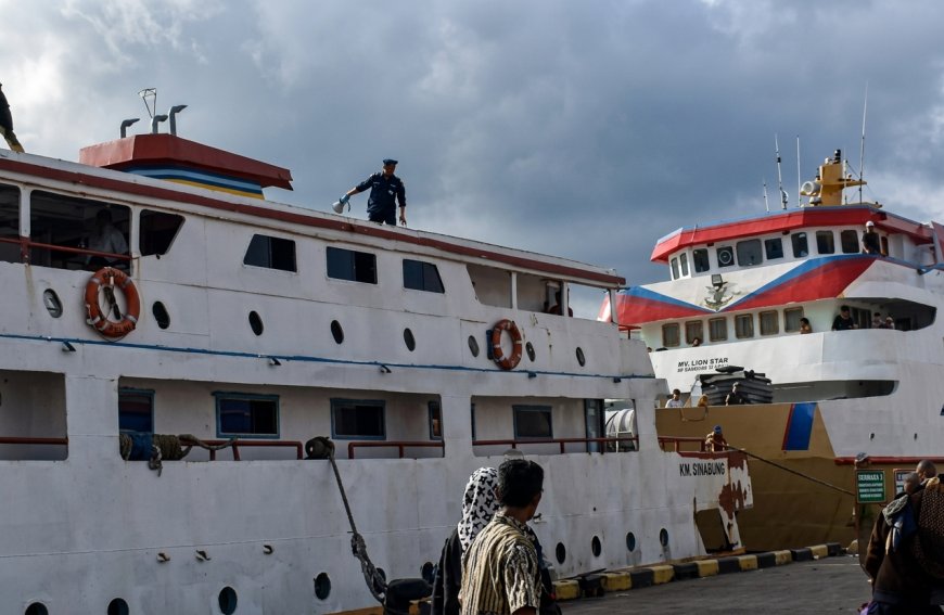 Petaka di Hari Merdeka: Amukan Angin Jailolo Koyak KM Queen Mary