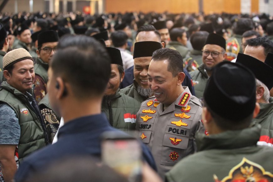 Kapolri Hadiri Silaturahmi Akbar Bersama 6.500 Eks Anggota Jemaah Islamiyah di Solo