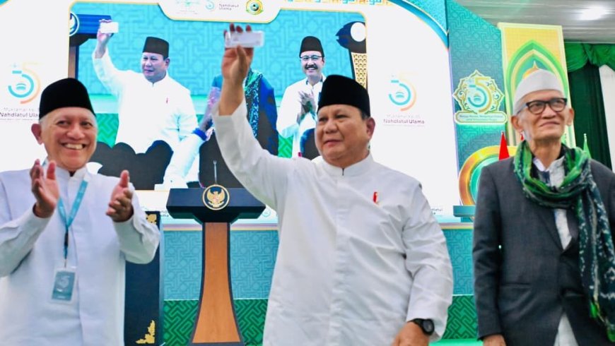 Presiden Prabowo Terima Kartu Anggota NU, Berlaku Seumur Hidup