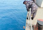 Hari Ke-6 Pencarian, Kri Teluk Gilimanuk 531 Temukan Pelampung Dan Terpal Di Perairan Selat Sunda