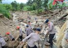 Galodo Menerjang Solok, Polri Kerahkan SAR Mapolres Jadi Tempat Pengungsian
