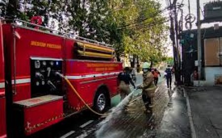 Antisipasi Sebaran Abu Vulkanik, Pemprov DKI Serentak Lakukan Water Mist di Lima Wilayah