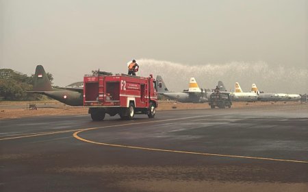 Lanud Halim Perdanakusuma Bersihkan Fasilitas Penerbangan Dampak Abu Vulkanik