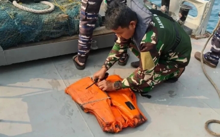 Kapolda Banten: Temuan Pelampung Bukan milik kapal jurnalis yang hilang di Erupsi Gunung Anak krakatau