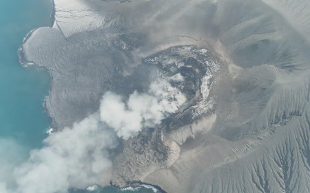 Intensitas Erupsi Anak Krakatau Menurun, Badan Geologi Tetap Waspadai Aktivitas Magma Dalam
