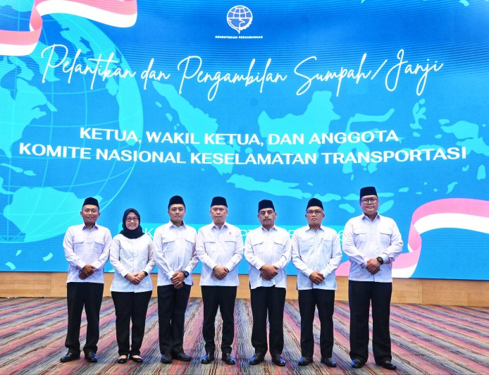 Menhub Dudy Lantik Ketua dan Anggota KNKT Masa Jabatan 2026-2030