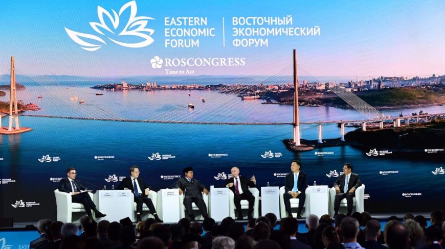 Di Vladivostok, Prabowo Tegaskan Politik Nonblok, Putin Soroti Posisi Strategis Indonesia di Dunia