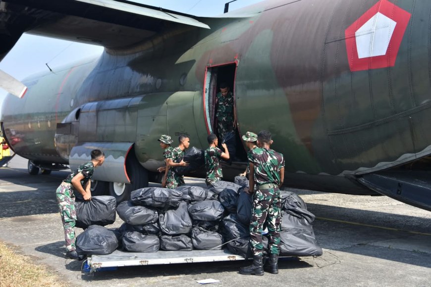 Lanud Halim Perdanakusuma Salurkan Alat Kesehatan untuk Dukung Penanganan Karhutla di Kalimantan