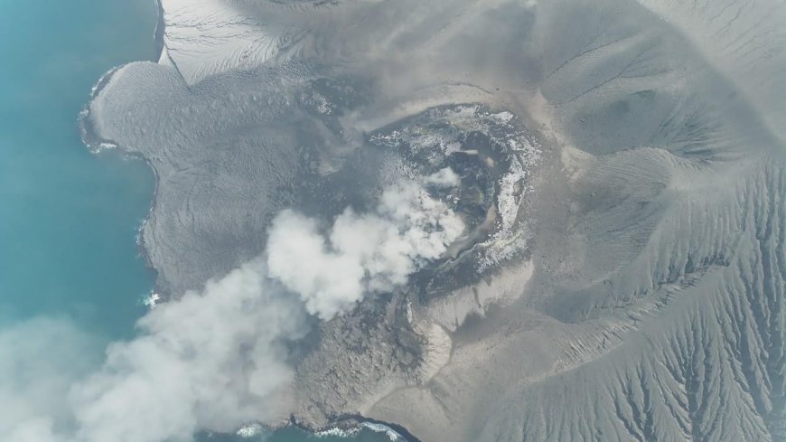 Intensitas Erupsi Anak Krakatau Menurun, Badan Geologi Tetap Waspadai Aktivitas Magma Dalam
