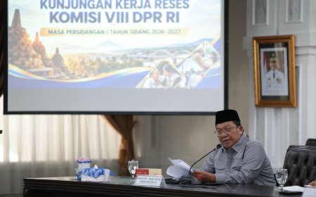 Miriss! Guru Agama Sudah Mengabdi Puluhan Tahun, Gajinya Hanya 300ribu Per Bulan