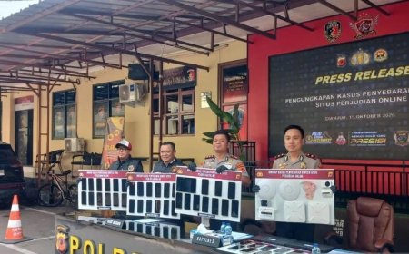 Polres Cianjur Bongkar Markas Judi Online di Vila, 9 Operator Ditangkap