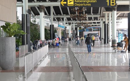 Dampak Penutupan Bandara Riyadh, Menhub Dudy Imbau Maskapai Penuhi Hak - Hak Penumpang