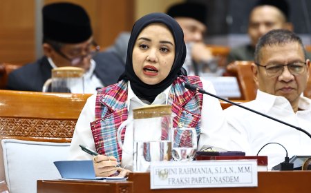 Empat Orang Meninggal Padamkan Kawasan Bromo, Legislator Desak Evaluasi Komprehensif