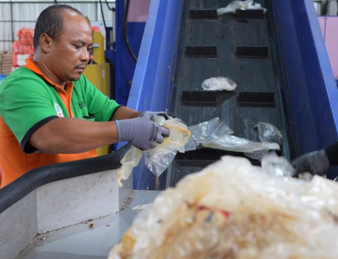 DLH DKI Jakarta Buka 264 Lowongan Padat Karya Penanganan Sampah, Pendaftaran 23–25 Oktober