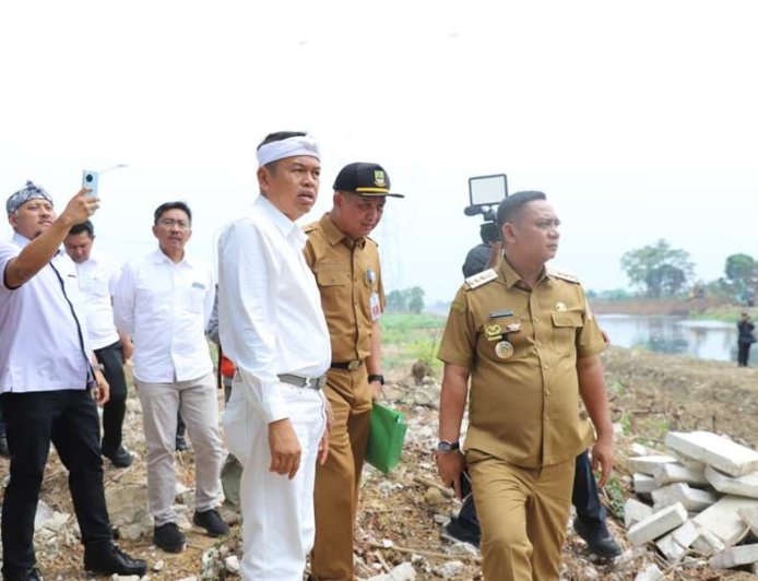 KDM Minta Normalisasi Kali CBL Tuntas Tahun Ini