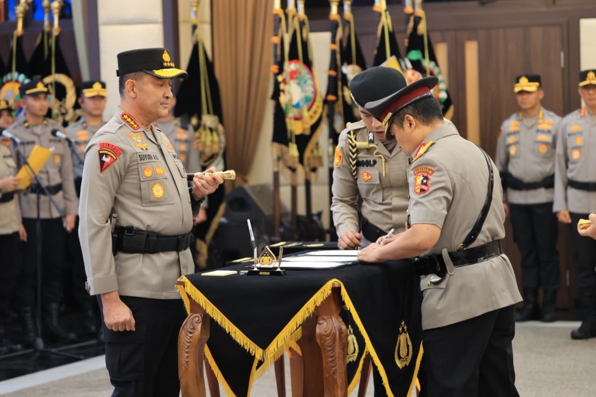 Polri Gelar Sertijab Sejumlah PJU Mabes dan Kapolda