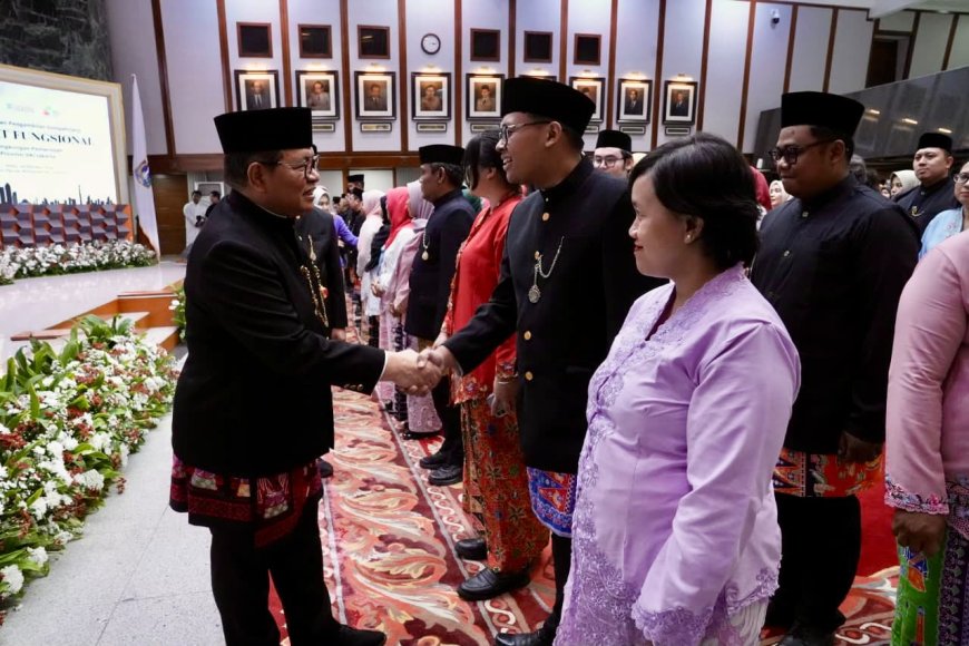 Lantik 368 Pejabat Fungsional, Gubernur Pramono Tekankan Penguatan Kompetensi dan Pelayanan Publik